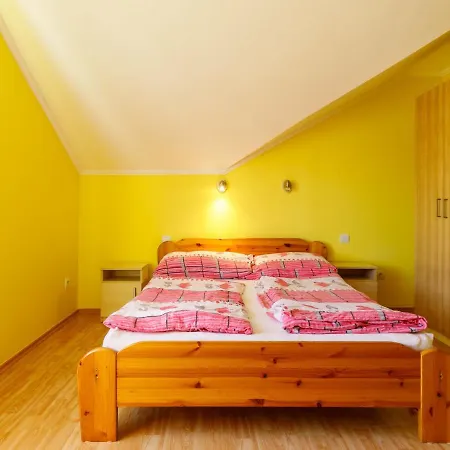 Prázdninový dům Lian By Interhome