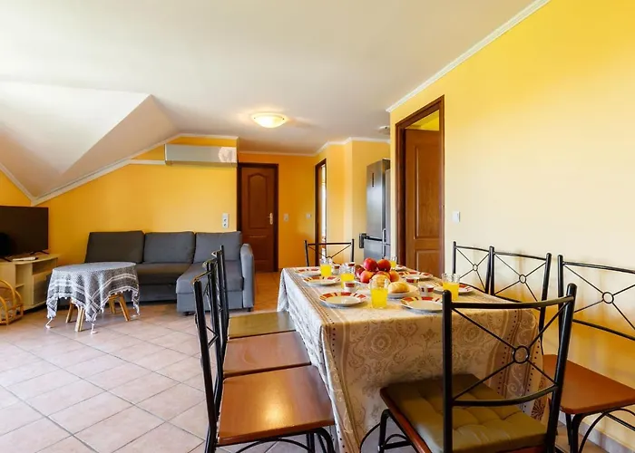 Lian By Interhome * Balatonfenyves